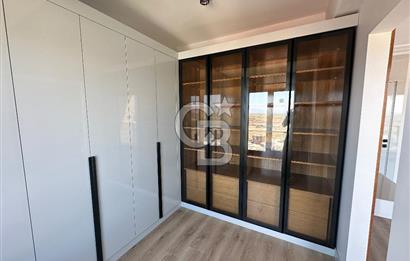 Menemen Villakent'te Havuzlu Butik Sitede 4+2 Satılık Villa