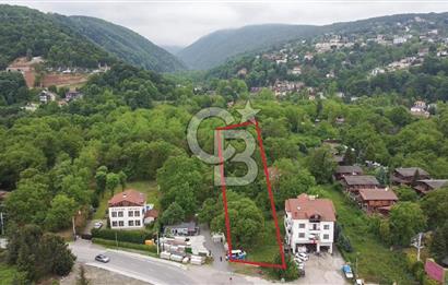 SAPANCA GİŞELERİN YANI BAŞINDA 2.048 M2 0.40 İMARLI SATILIK ARSA