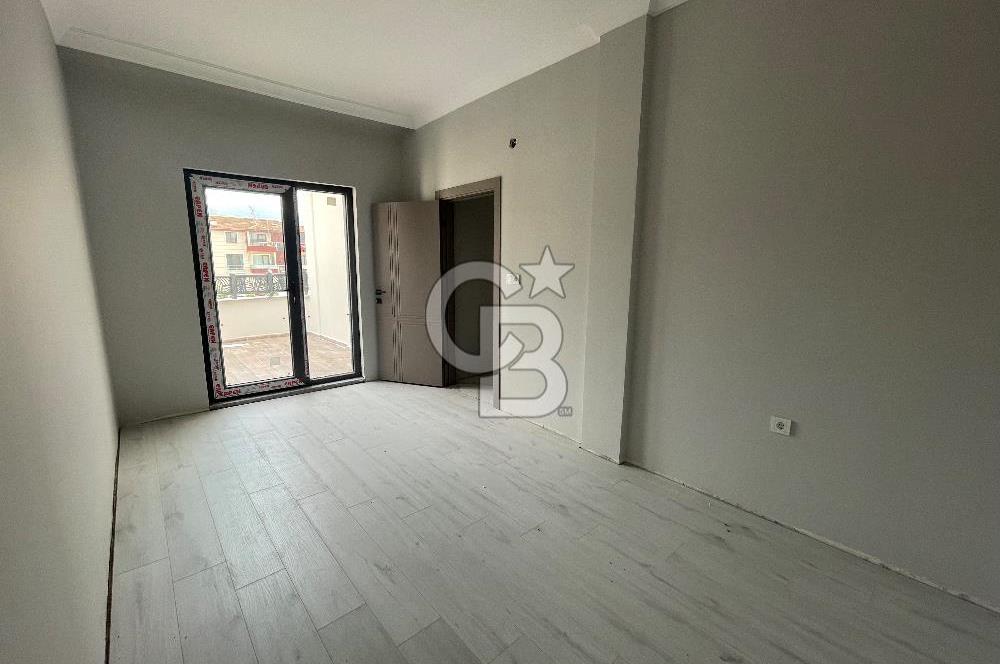 KOCAELİ BAŞİSKELE'DE DENİZ MANZARALI 3+1 ÇATI DUBLEKS DAİRE