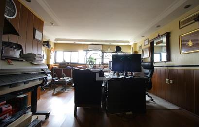 Karabağlar Selgeçen Modeka İş Merkezinde Satılık Ofis