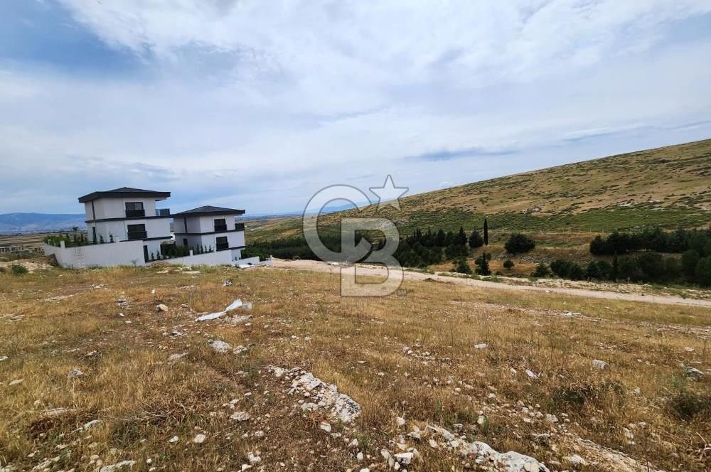 MENEMEN VİLLAKENT'TE VİLLA İMARLI 975 M² SATILIK ARSA