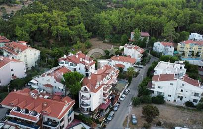 MARMARİS ADLİYESİNE KOMŞU ANA CADDE'DE  BAHÇE DUBLEX