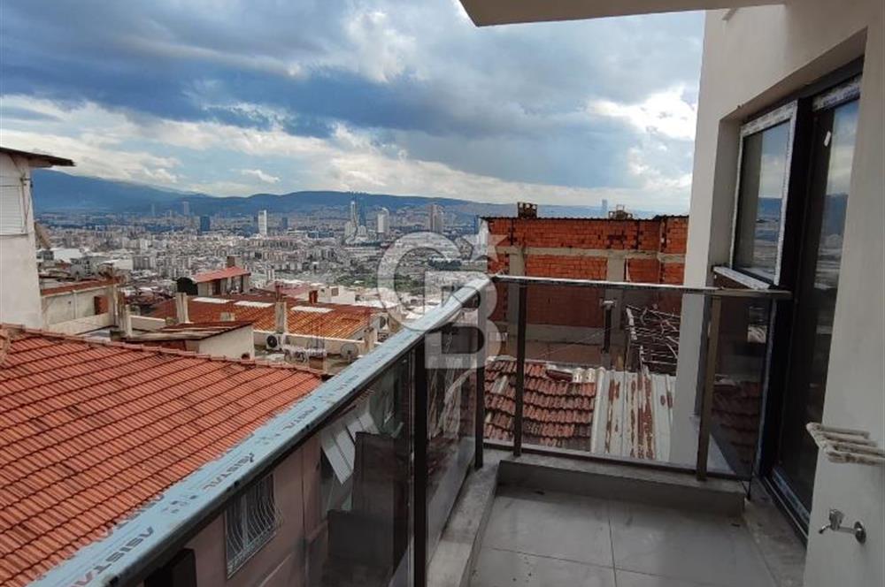 Bayraklı Alpaslan Mahallesi'nde BALKONLU 2+1 SATILIK SIFIR DAİRE