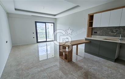 Kuşadası'nda Havuzlu Site İçerisinde Satılık 3+1 Sıfır Daire