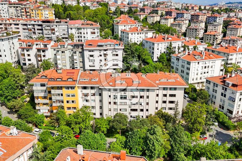 Kiralık  Ulus Selvi Sokak balkonlu 3+1 Ara Kat Daire