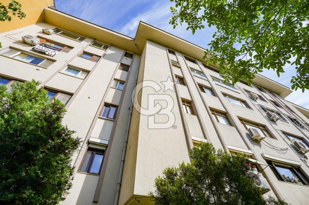 Kiralık  Ulus Selvi Sokak balkonlu 3+1 Ara Kat Daire