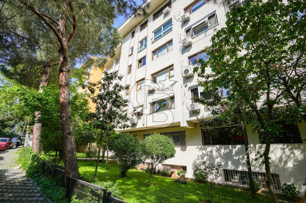 Kiralık  Ulus Selvi Sokak balkonlu 3+1 Ara Kat Daire