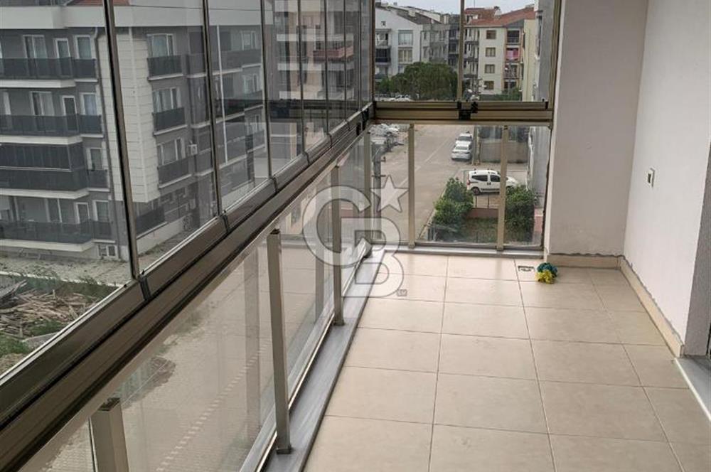 LAPSEKİ'DE YENİ KORDON'DA BOĞAZ MANZARALI 2+1 SATILIK DAİRE