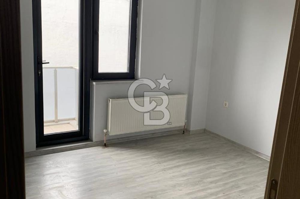 LAPSEKİ'DE YENİ KORDON'DA BOĞAZ MANZARALI 2+1 SATILIK DAİRE