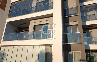 Ataşehir Modern Sitesi'nde Satılık Kapalı Mutfak 2+1 Daire