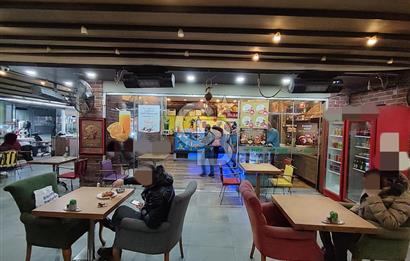 Bayraklı Sevgi Yolu ' nda DEVREN KİRALIK CAFE