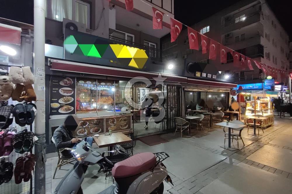 Bayraklı Sevgi Yolu ' nda DEVREN KİRALIK CAFE