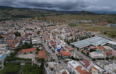 ÇANDARLI MERKEZ'DE EN İŞLEK CADDEDE SATILIK İŞYERİ