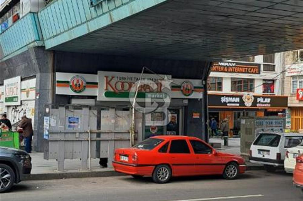 Mithatpaşa Caddesi Üzerinde Merkezi Yapılı ofis