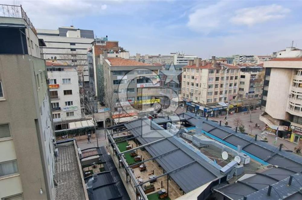 Mithatpaşa Caddesi Üzerinde Merkezi Yapılı ofis