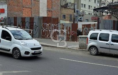 Mithatpaşa Caddesi Üzerinde Merkezi Yapılı ofis