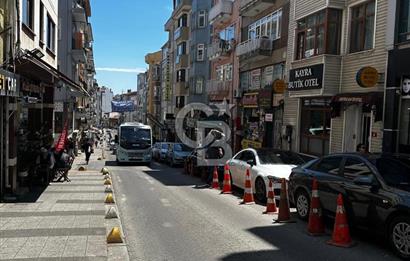 Kadıköy Merkezde Asansörlü Genç Binada Satılık 1+1 Ofis