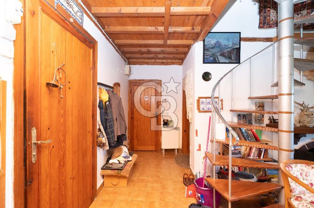 Sarıyer Rumelifeneri 7350m² Arazi İçerisinde Havuzlu Çiftlik Evi