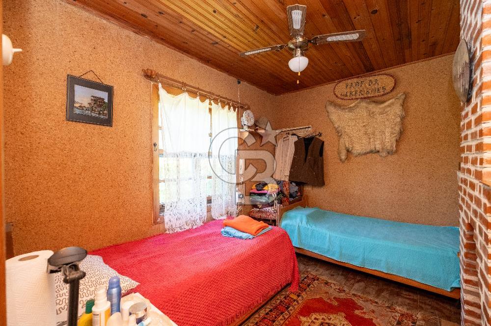 Sarıyer Rumelifeneri 7350m² Arazi İçerisinde Havuzlu Çiftlik Evi