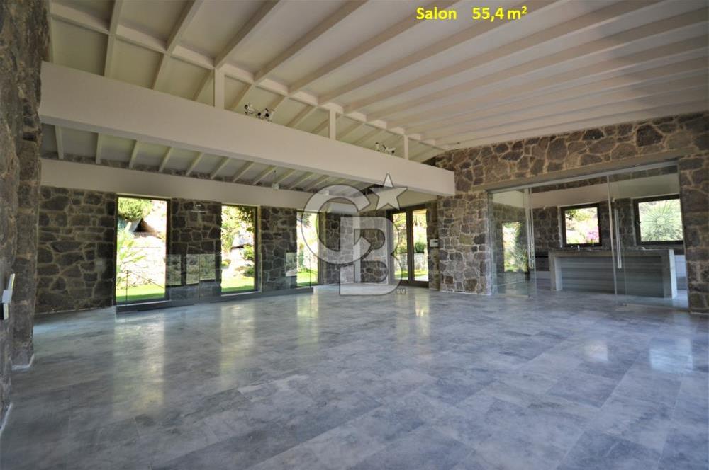 Bodrum Gümüşlük te 1725 m2 Arsa İçinde Müstakil Havuzlu 430 m2