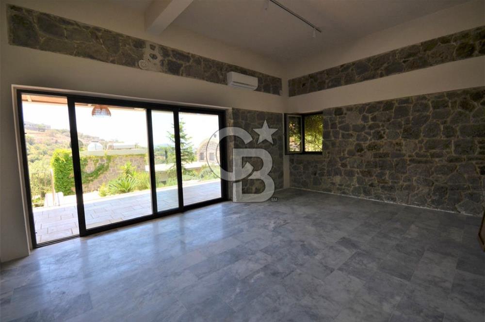 Bodrum Gümüşlük te 1725 m2 Arsa İçinde Müstakil Havuzlu 430 m2