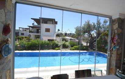 Bodrum Yalıkavak Tilkicikte 450 m2 Arsada 4+1 / 270 m2