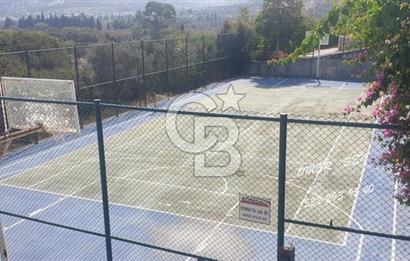 Bodrum Yalıkavak Tilkicikte 450 m2 Arsada 4+1 / 270 m2