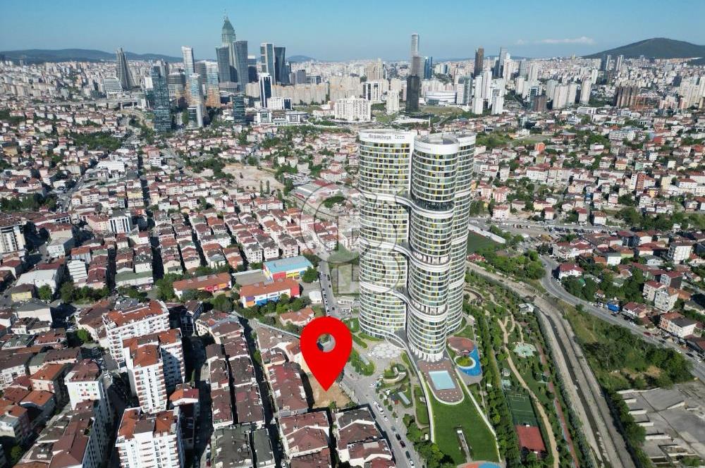 ATAŞEHİRİN EN HIZLI GELİŞEN LOKASYONUNDA 895m2 İMARLI ARSA