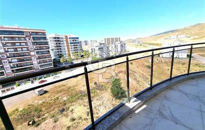 ULUKENT KENT 2'DE 1+1 ARA KAT LÜKS SATILIK DAİRE......