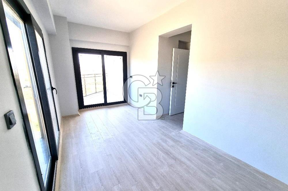 ULUKENT KENT 2'DE 2+1 ARA KAT LÜKS SATILIK DAİRE.....