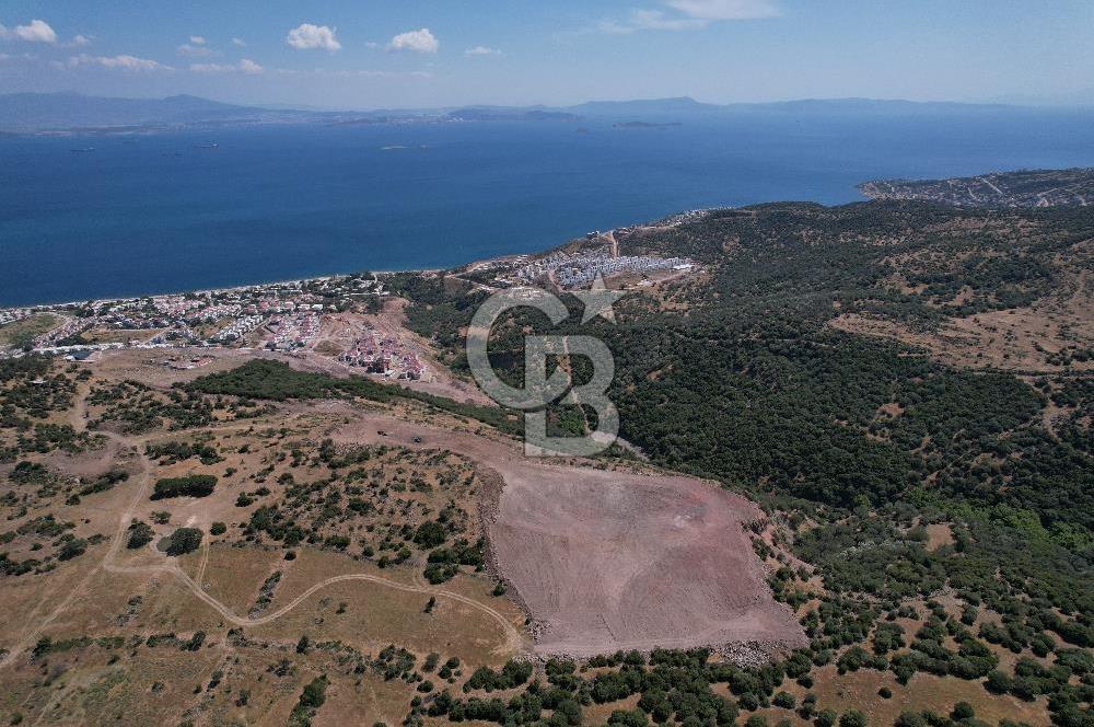 DOĞAYLA BÜTÜNLEŞEN MUHTEŞEM DENİZ MANZARALI ARSA VE BAHÇE