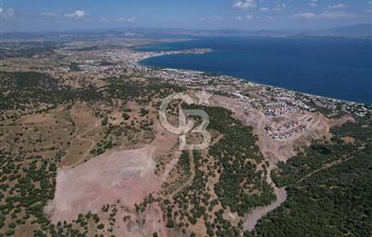 DOĞAYLA BÜTÜNLEŞEN MUHTEŞEM DENİZ MANZARALI ARSA VE BAHÇE