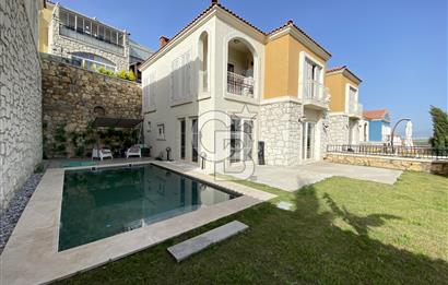 Villarima Kaleköy Sitesinde Tek Müstakil Havuzlu, Komple Özel Tasarım Kiracısız Eşyalı Satılık Villa 