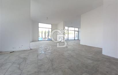 Çayırova Akse'de  Satılık Yola Cephe 130 m2 Dükkan 