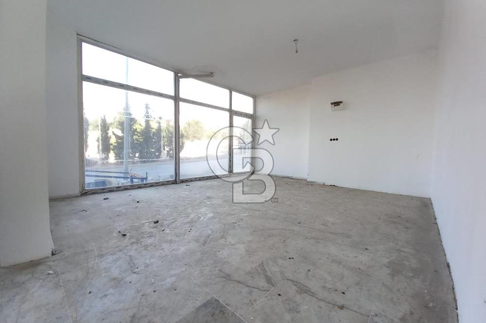 Çayırova Akse'de  Satılık Yola Cephe 130 m2 Dükkan 