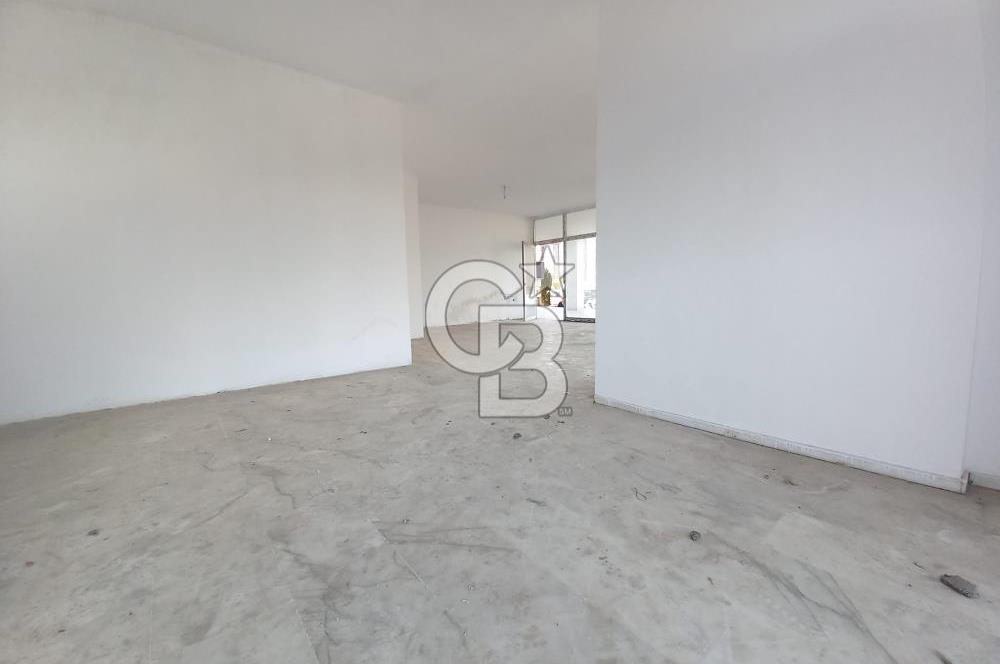 Çayırova Akse'de  Satılık Yola Cephe 130 m2 Dükkan 