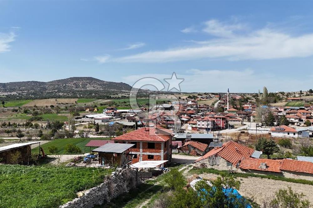 1.692 m2 İKİ KAT KONUT İMARLI FIRSAT ARAZİ