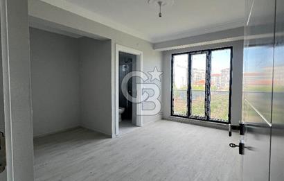 LAPSEKİ MERKEZDE YENİ KORDONA VE OKULA YAKIN SATILIK DAİRE