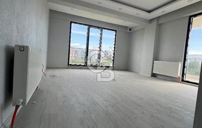 LAPSEKİ MERKEZDE YENİ KORDONA VE OKULA YAKIN SATILIK DAİRE