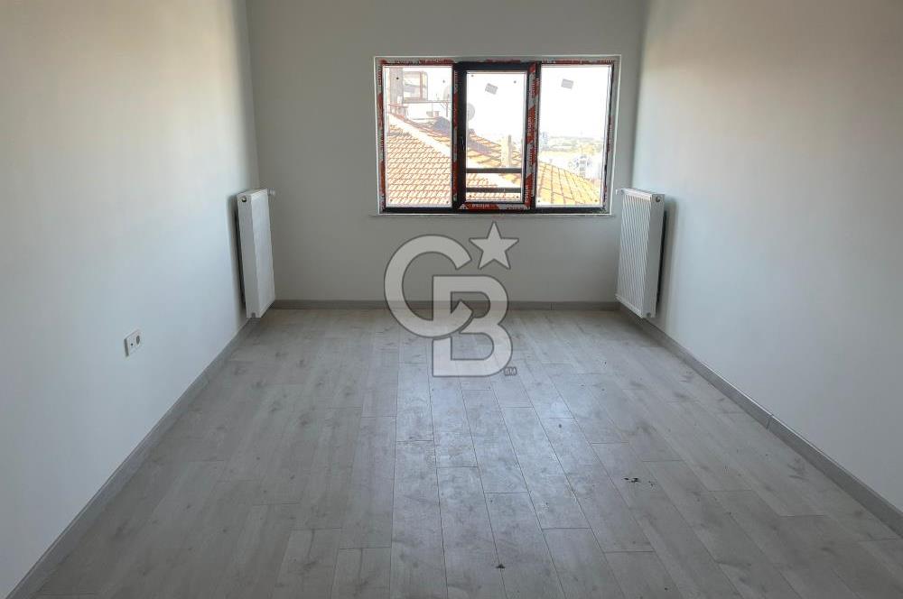 BARBAROS MAHALLESİNDE LEB-İ DERYA YENİ BİNA SATILIK 3+1 DAİRE