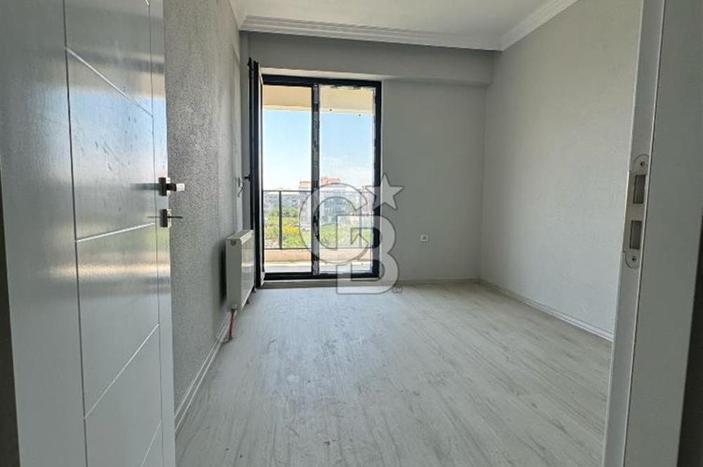 LAPSEKİ YENİ KORDONA YAKIN BOĞAZ MANZARALI 2+1 SATILIK DAİRE