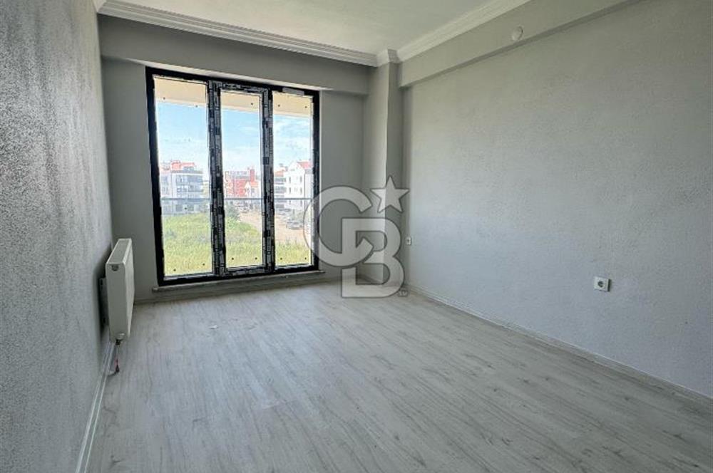 LAPSEKİ YENİ KORDONA YAKIN BOĞAZ MANZARALI 2+1 SATILIK DAİRE