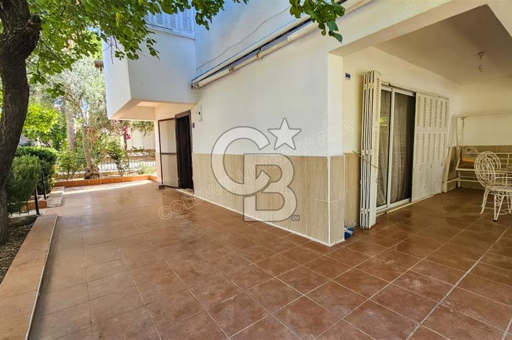 Oturulmaya Hazır Kuşadasının Prestijli Mistur Sitesinde Satılık 3+1 Villa