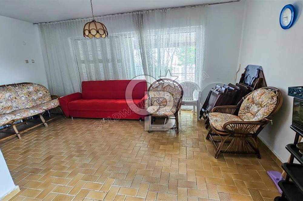 Oturulmaya Hazır Kuşadasının Prestijli Mistur Sitesinde Satılık 3+1 Villa