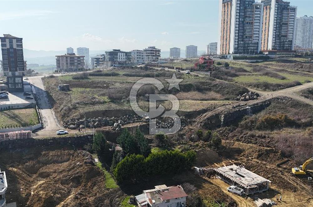 Kuleler bölgesinde deniz manzaralı satılık arsa - Takasa uygun