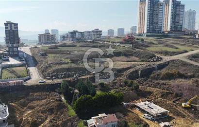 Kuleler bölgesinde deniz manzaralı satılık arsa - Takasa uygun