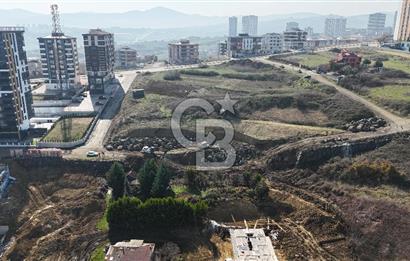 Kuleler bölgesinde deniz manzaralı satılık arsa - Takasa uygun