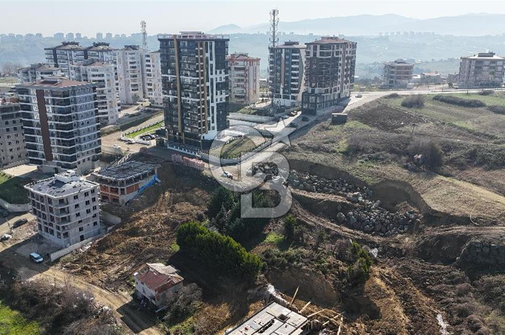 Kuleler bölgesinde deniz manzaralı satılık arsa - Takasa uygun