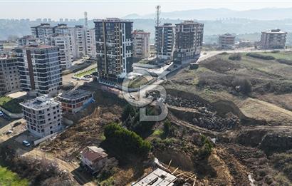 Kuleler bölgesinde deniz manzaralı satılık arsa - Takasa uygun