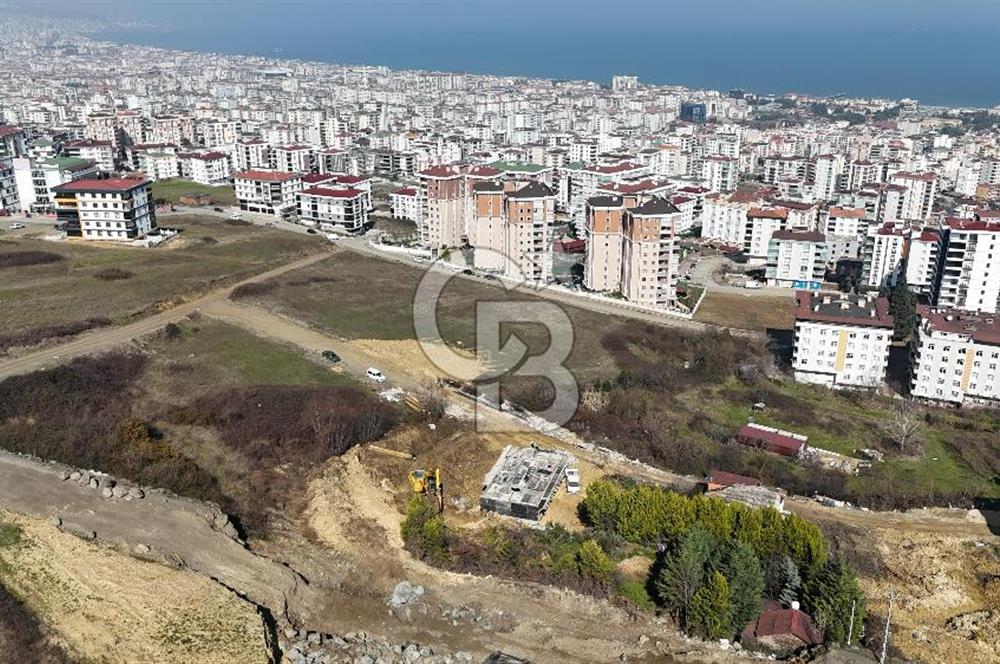 Kuleler bölgesinde deniz manzaralı satılık arsa - Takasa uygun